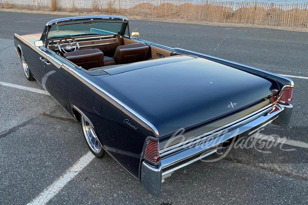 1965 Lincoln Continental 4th Gen - Image 14 of 29