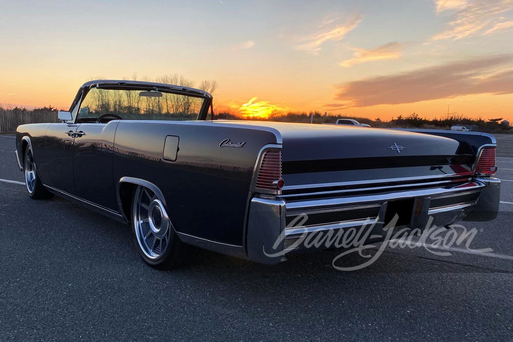 1965 Lincoln Continental 4th Gen - Image 20 of 29