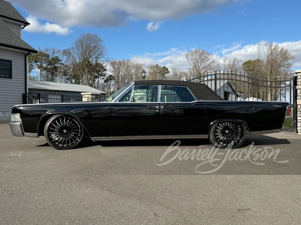 1965 Lincoln Continental 4th Gen - Image 13 of 16