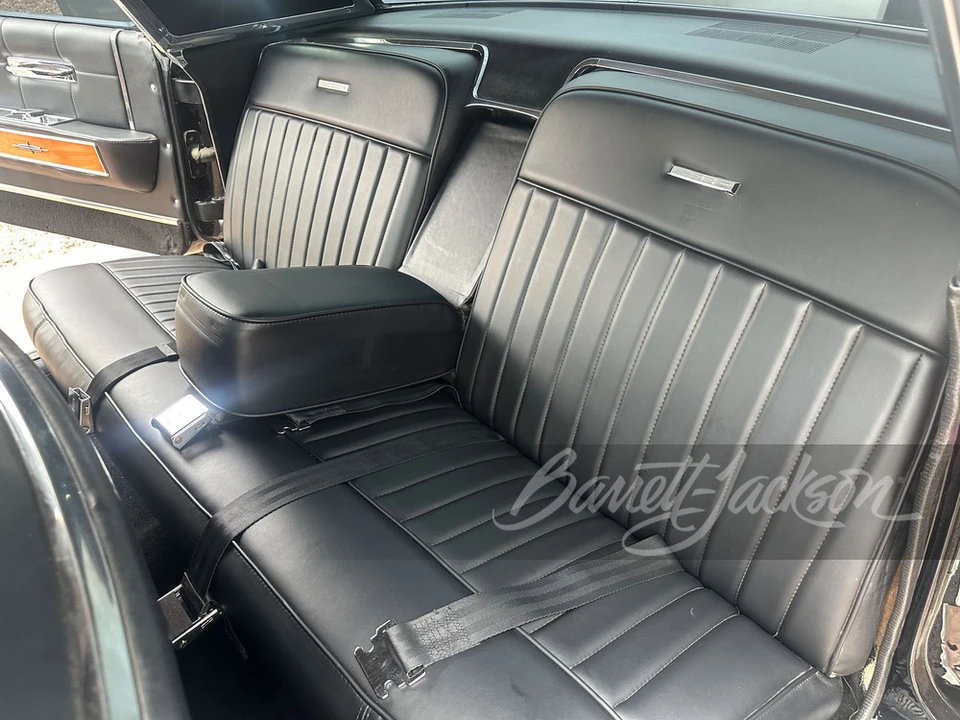 1965 Lincoln Continental 4th Gen - Image 6 of 13