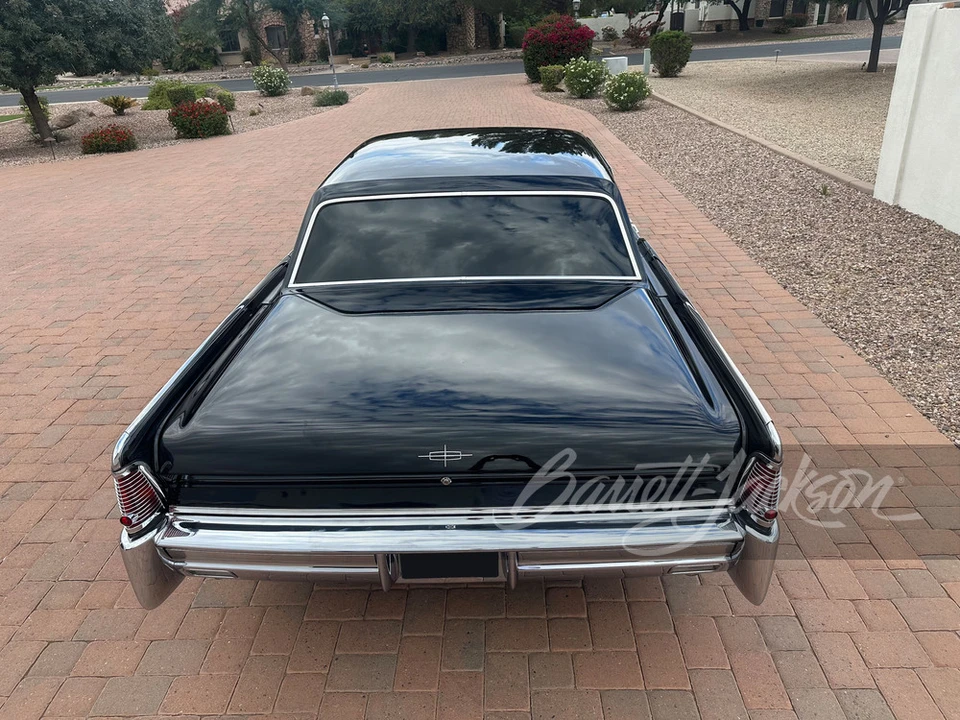 1965 Lincoln Continental 4th Gen - Image 9 of 13