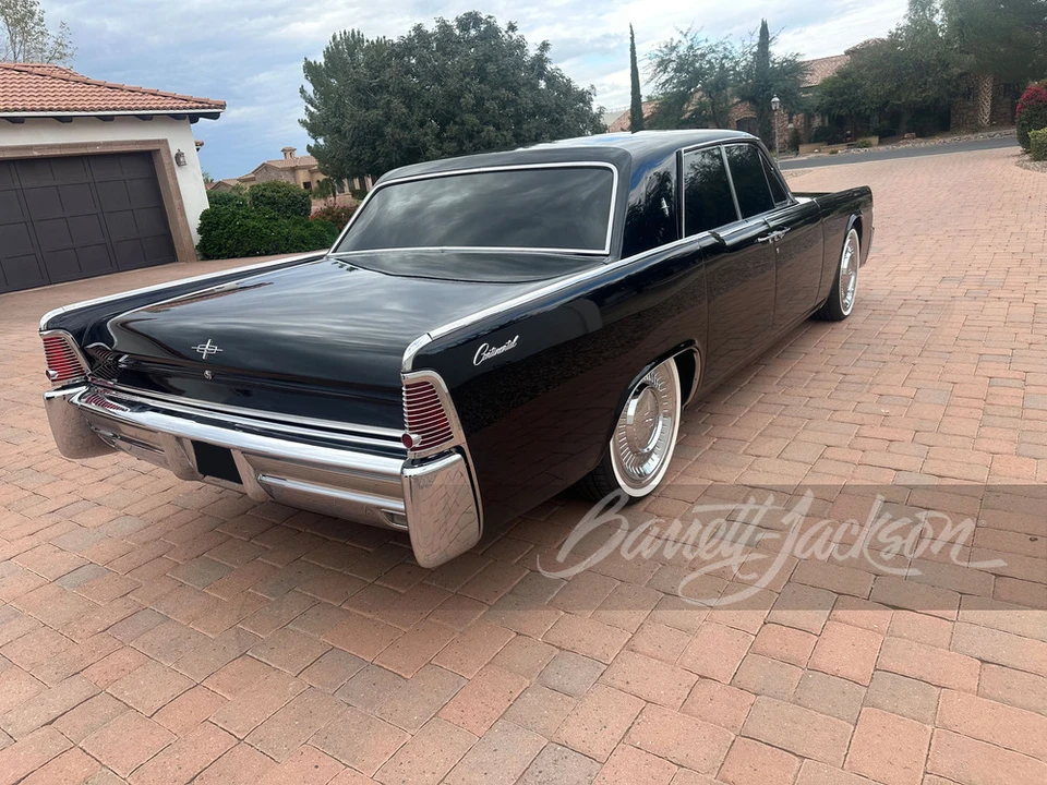 1965 Lincoln Continental 4th Gen - Image 2 of 13