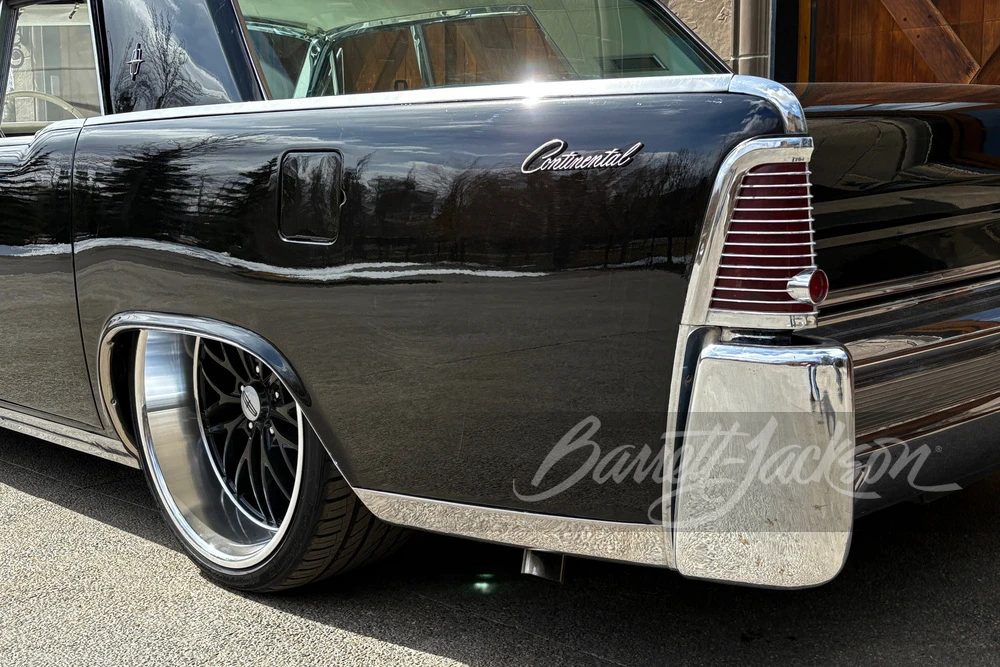 1965 Lincoln Continental 4th Gen - Image 26 of 27