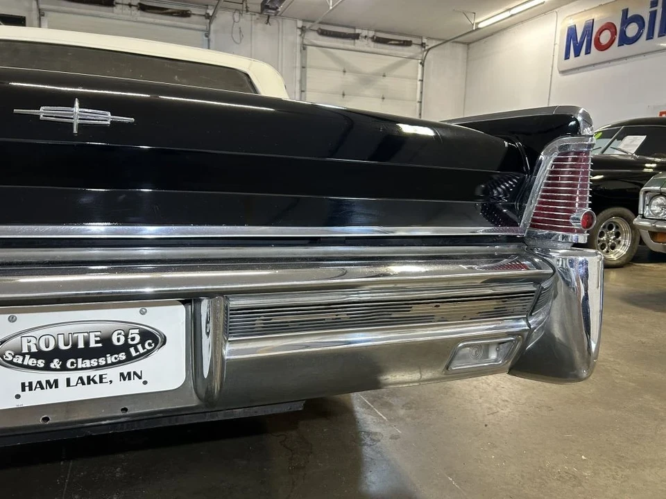 1965 Lincoln Continental 4th Gen - Image 20 of 21