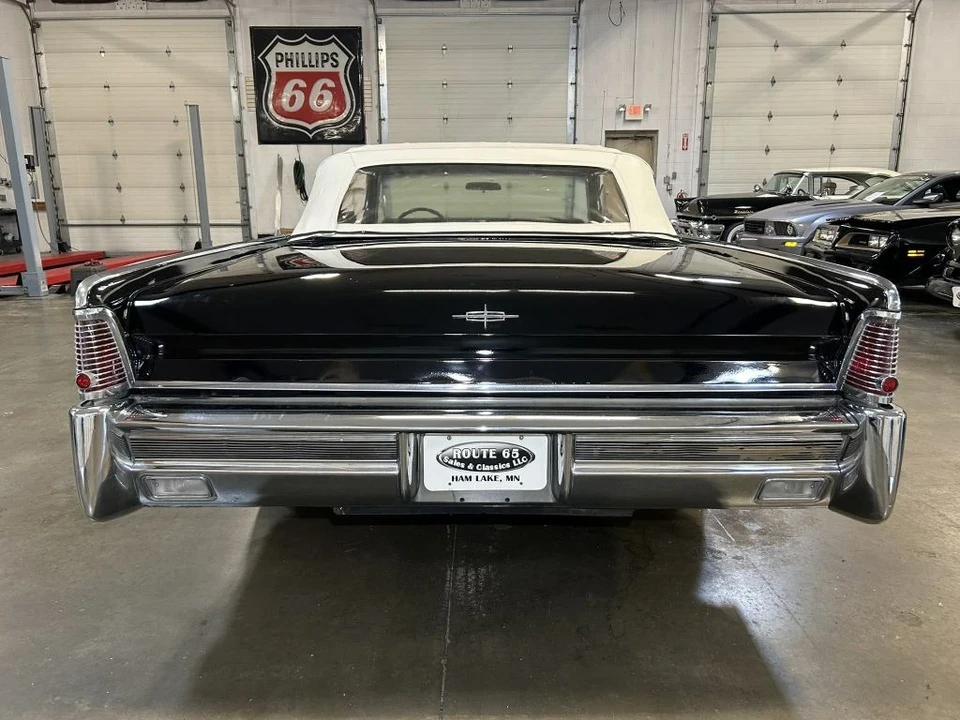 1965 Lincoln Continental 4th Gen - Image 5 of 21