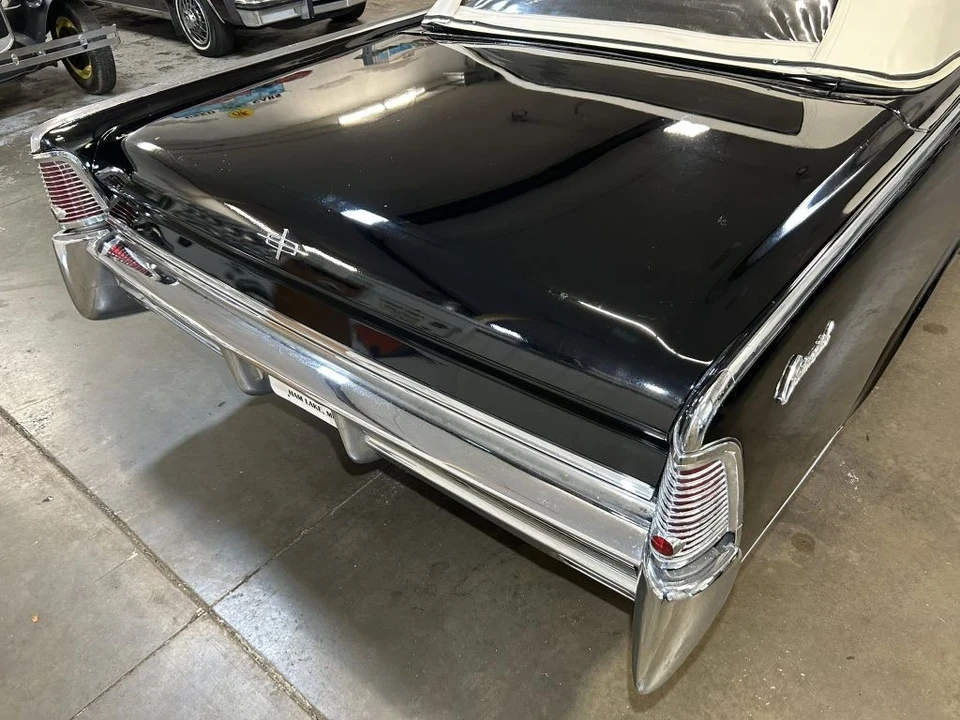 1965 Lincoln Continental 4th Gen - Image 18 of 21