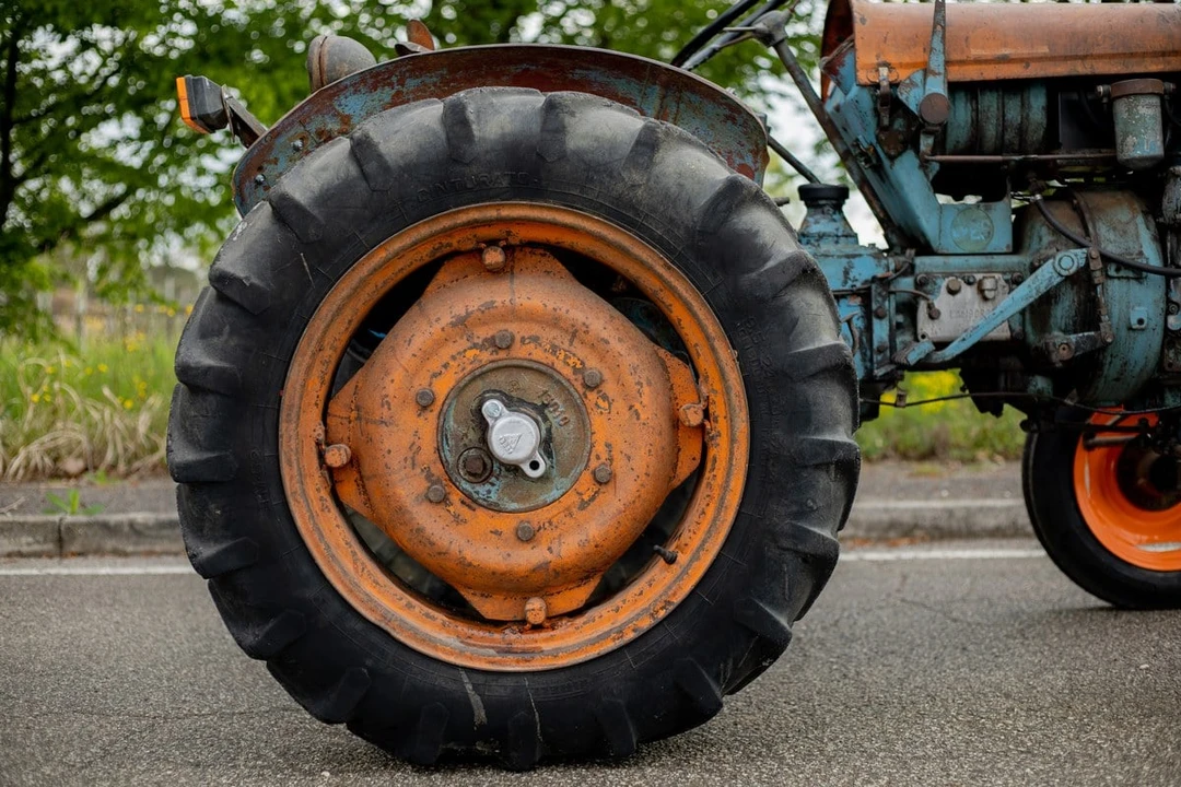 1965 Lamborghini Tractors - Image 23 of 30