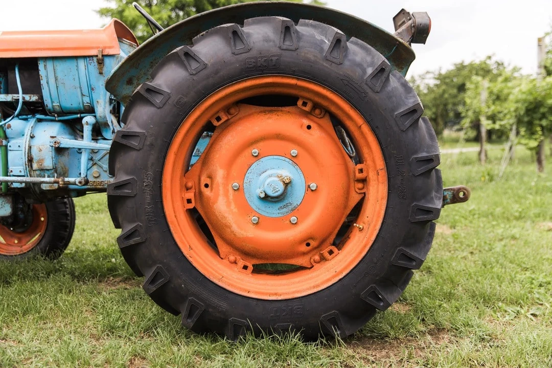 1965 Lamborghini Tractors - Image 14 of 30