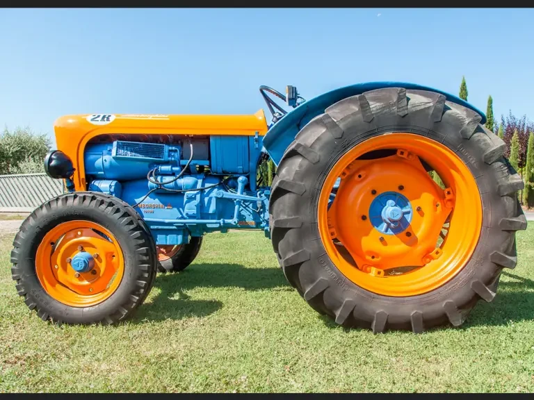1965 Lamborghini Tractors - Image 6 of 31