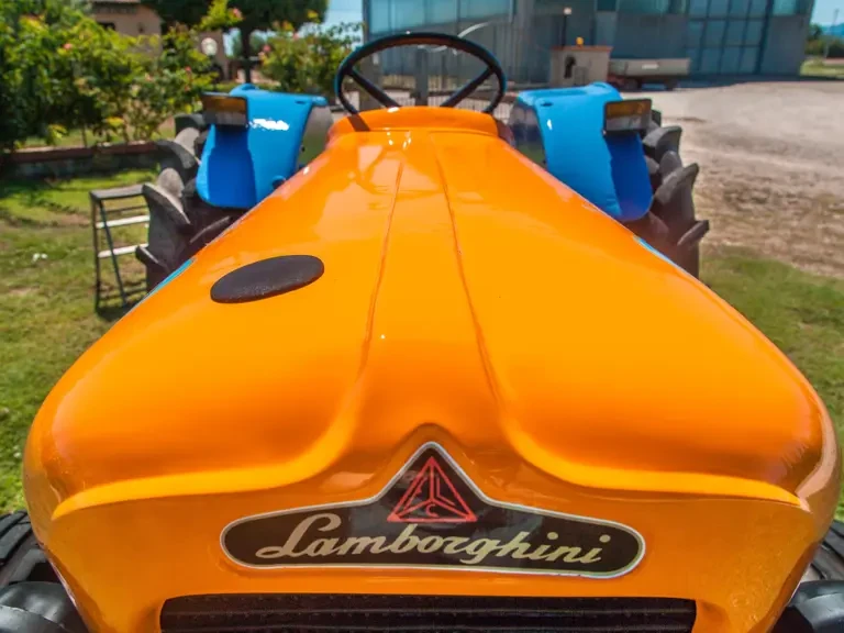 1965 Lamborghini Tractors - Image 18 of 31