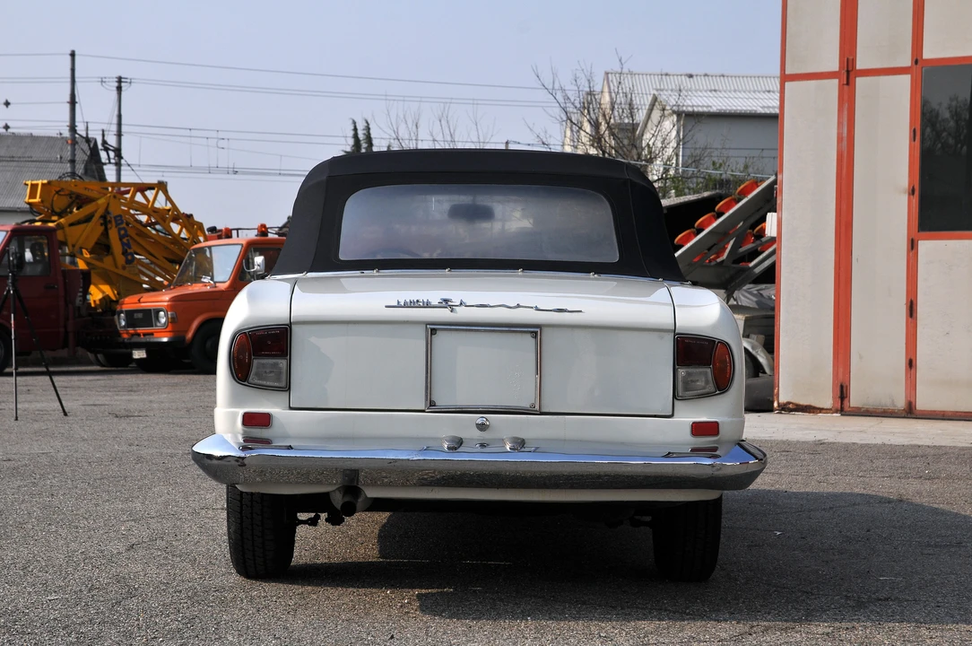 1965 Lancia Flavia - Image 11 of 14