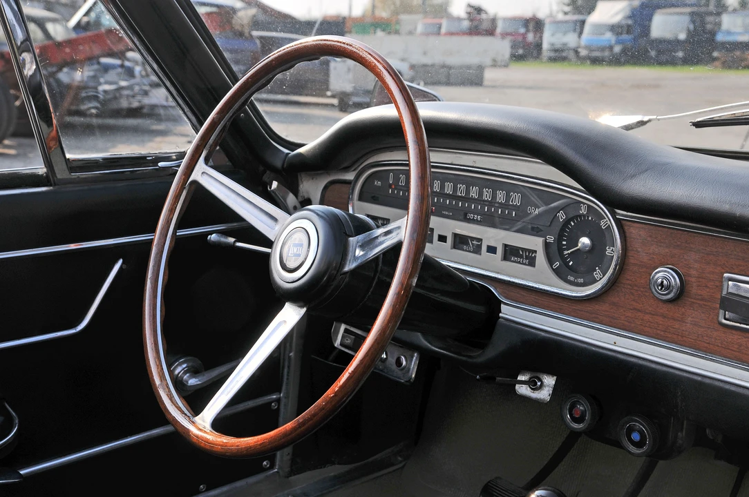 1965 Lancia Flavia - Image 8 of 14