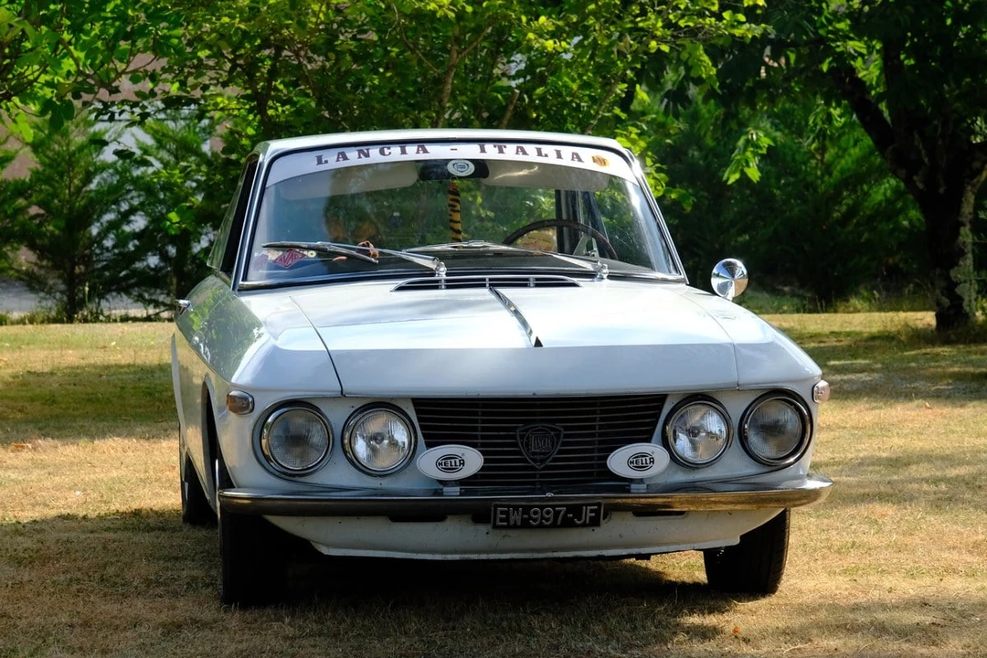 1965 Lancia Fulvia - Image 2 of 30