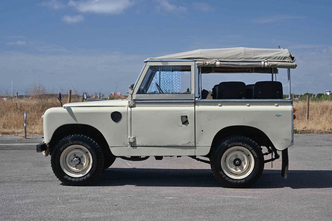 1965 Land Rover Series II/IIA 88 - Image 8 of 31