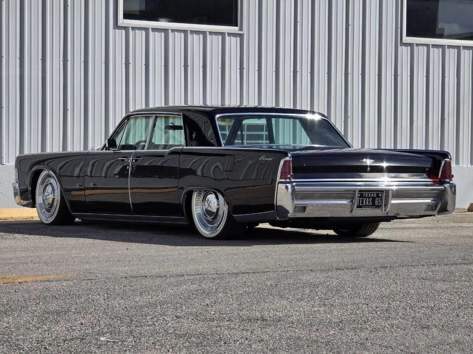 1965 Lincoln Continental 4th Gen - Image 5 of 31