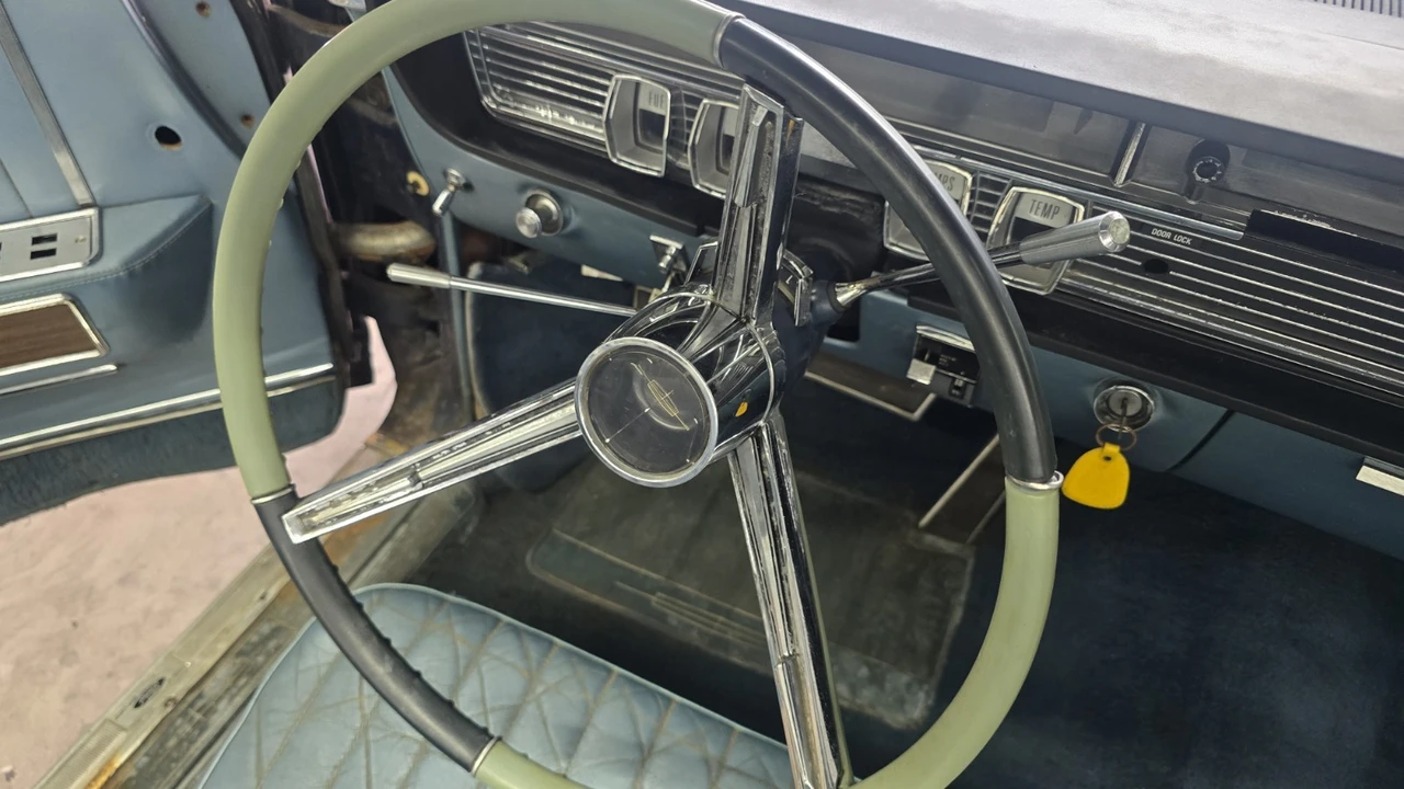 1965 Lincoln Continental 4th Gen - Image 17 of 20
