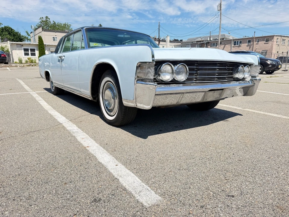 1965 Lincoln Continental 4th Gen - Image 5 of 31