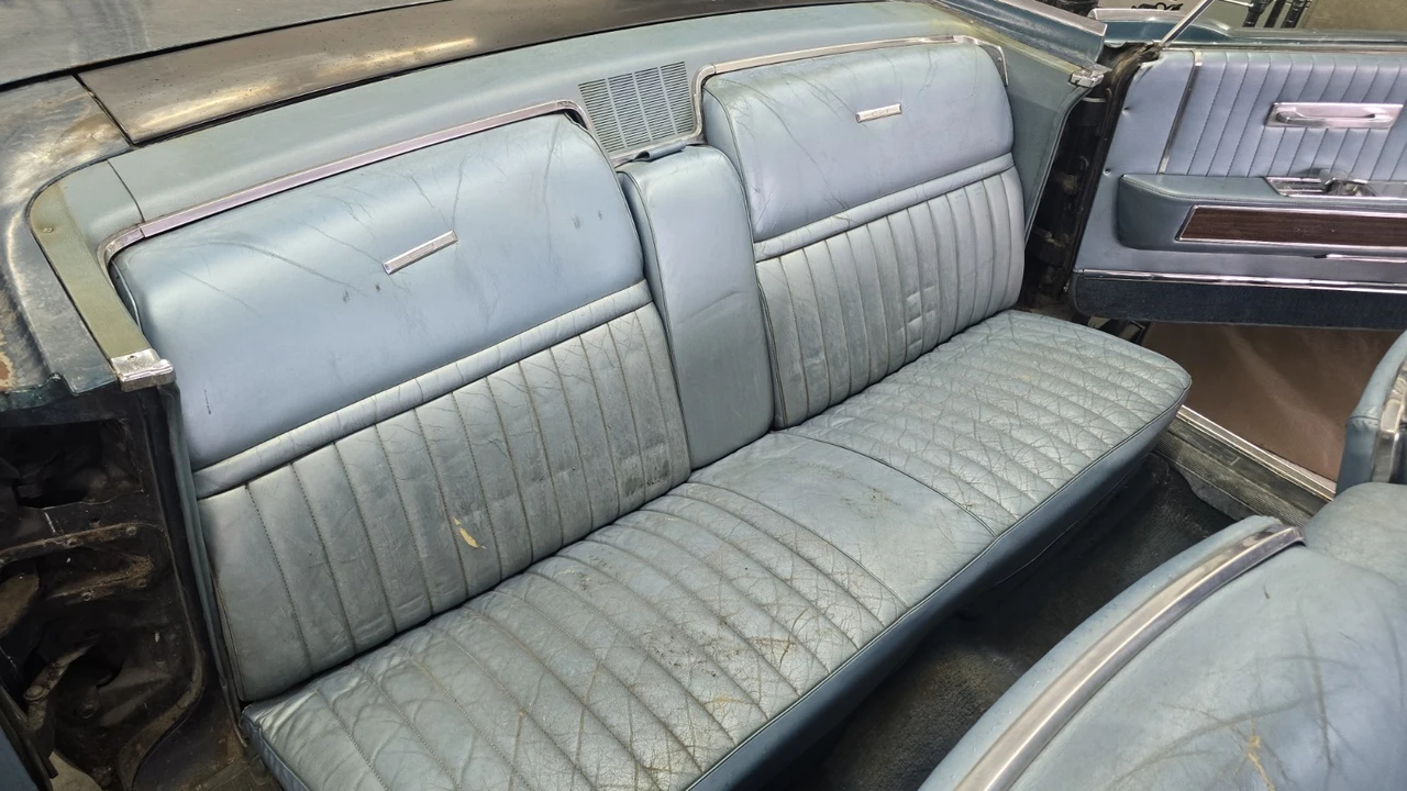 1965 Lincoln Continental 4th Gen - Image 13 of 20