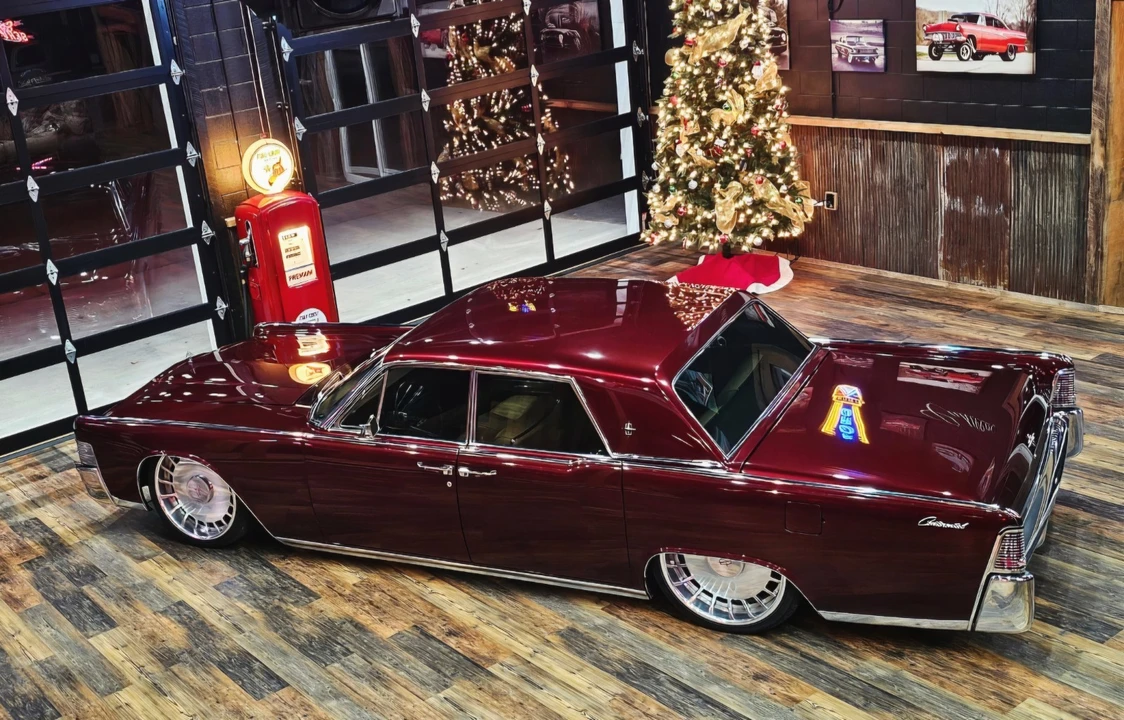 1965 Lincoln Continental 4th Gen - Image 2 of 21