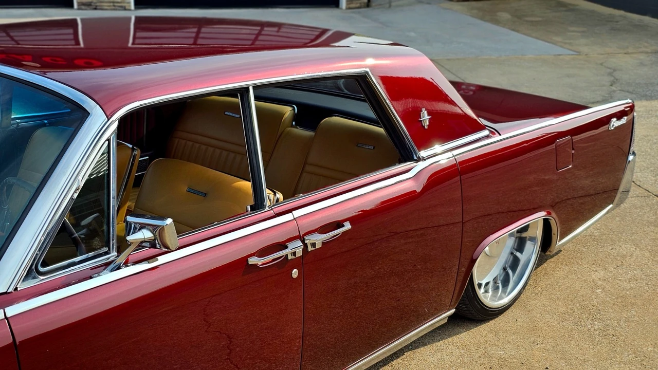 1965 Lincoln Continental 4th Gen - Image 20 of 21
