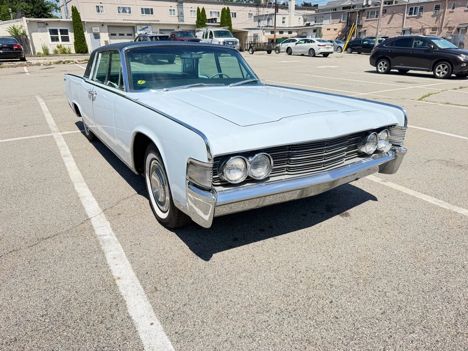 1965 Lincoln Continental 4th Gen - Image 6 of 31