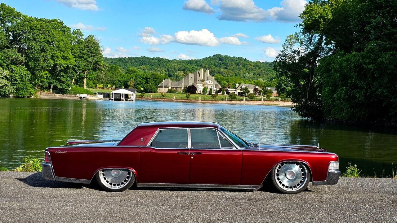 1965 Lincoln Continental 4th Gen - Image 18 of 21