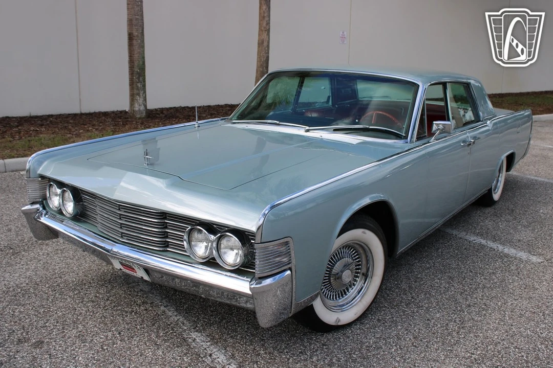 1965 Lincoln Continental 4th Gen - Image 7 of 11