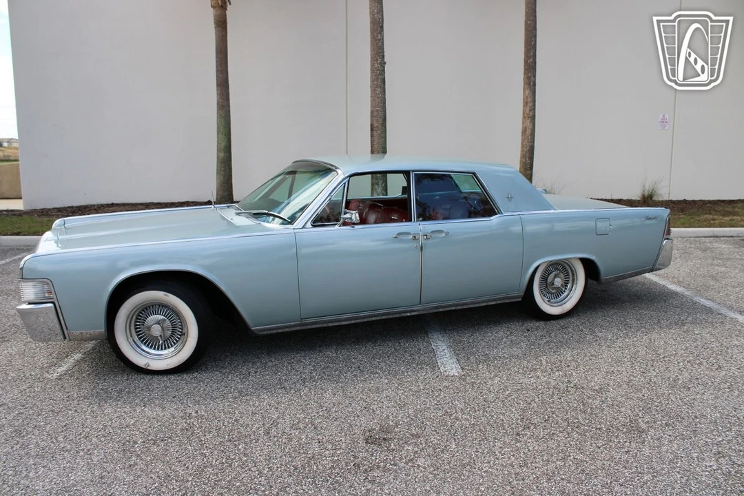 1965 Lincoln Continental 4th Gen - Image 10 of 11