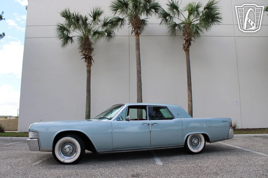 1965 Lincoln Continental 4th Gen - Image 8 of 11