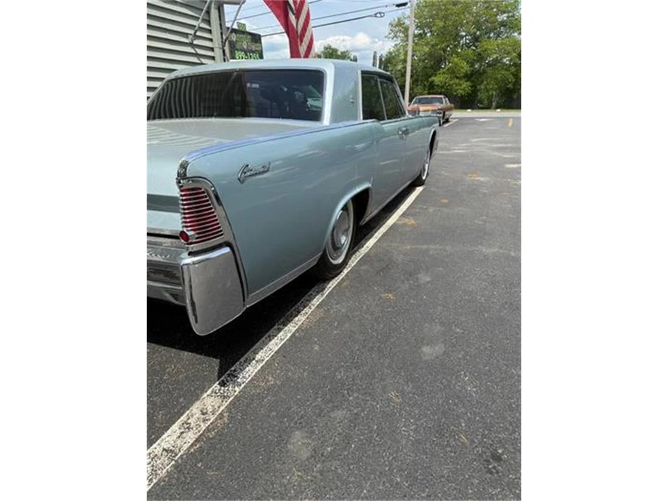 1965 Lincoln Continental 4th Gen - Image 2 of 10