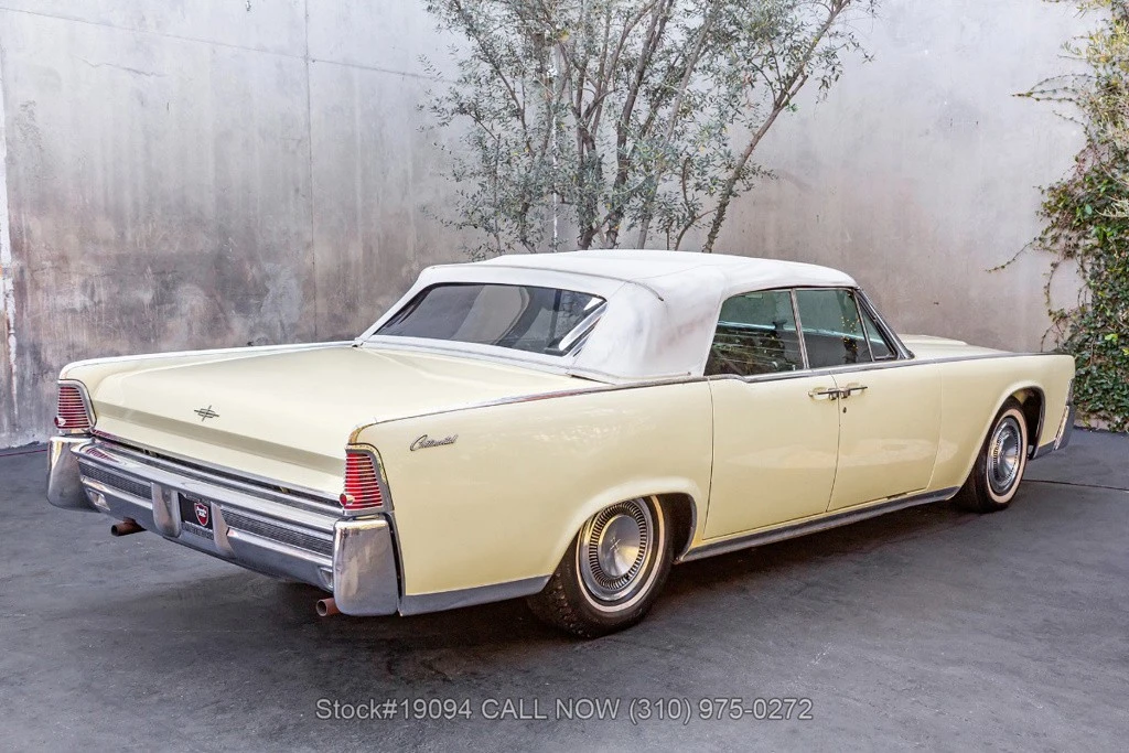 1965 Lincoln Continental 4th Gen - Image 5 of 12