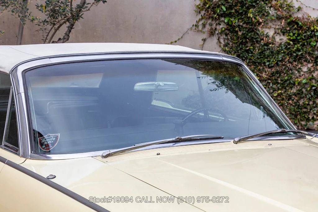 1965 Lincoln Continental 4th Gen - Image 9 of 12