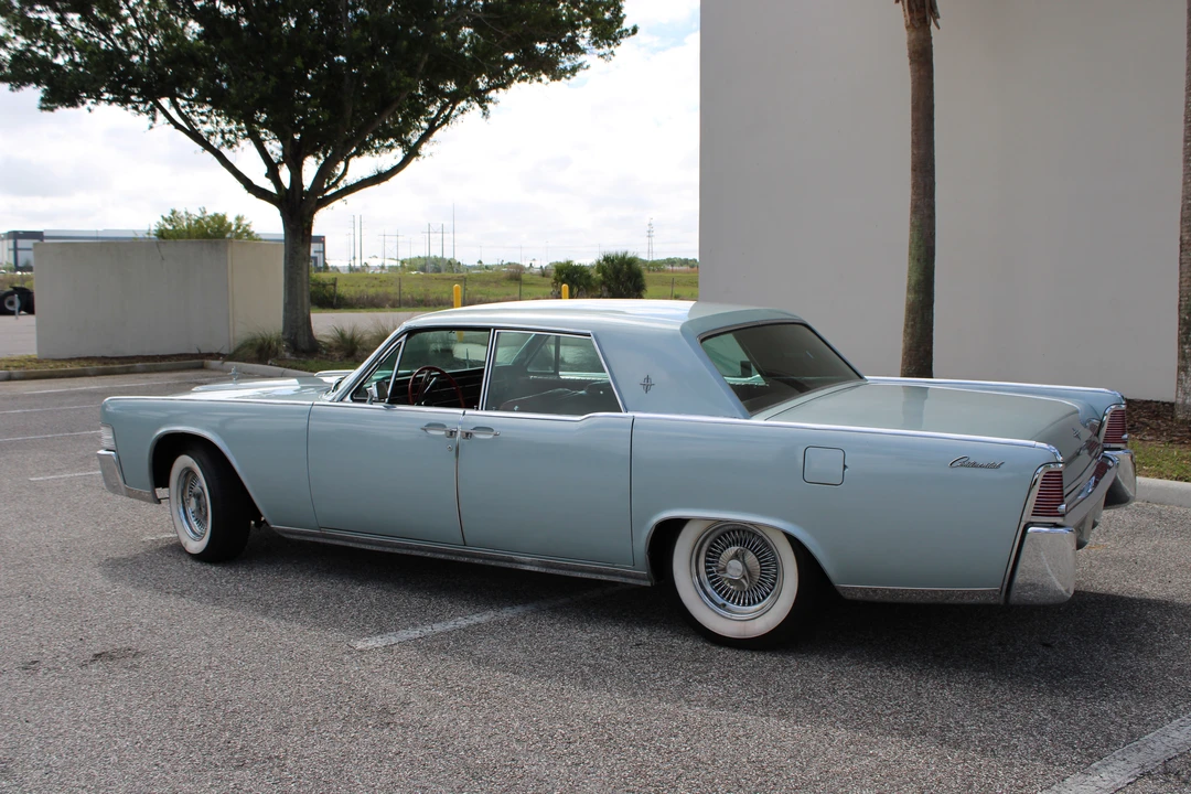 1965 Lincoln Continental 4th Gen - Image 14 of 31