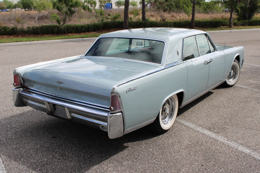 1965 Lincoln Continental 4th Gen - Image 24 of 31