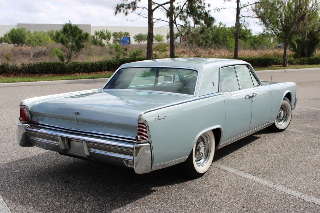 1965 Lincoln Continental 4th Gen - Image 22 of 31