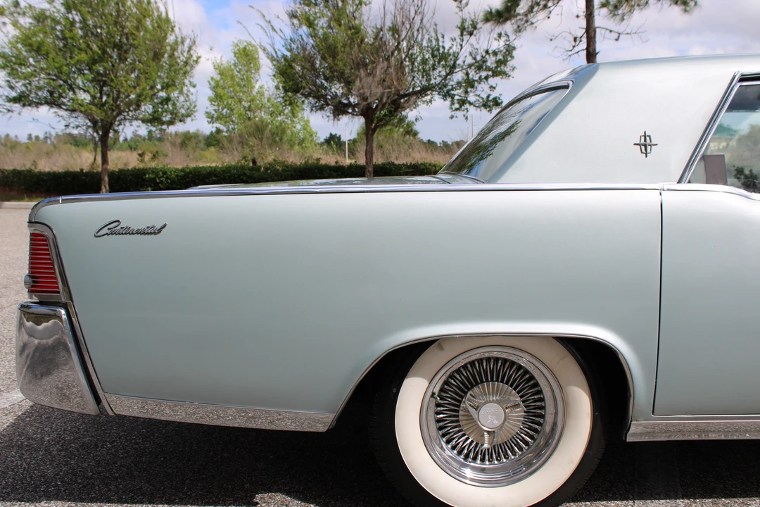 1965 Lincoln Continental 4th Gen - Image 28 of 31