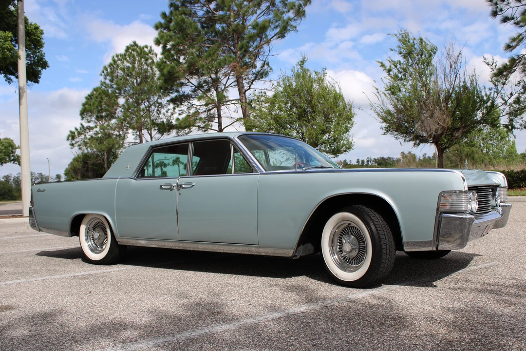 1965 Lincoln Continental 4th Gen - Image 7 of 31