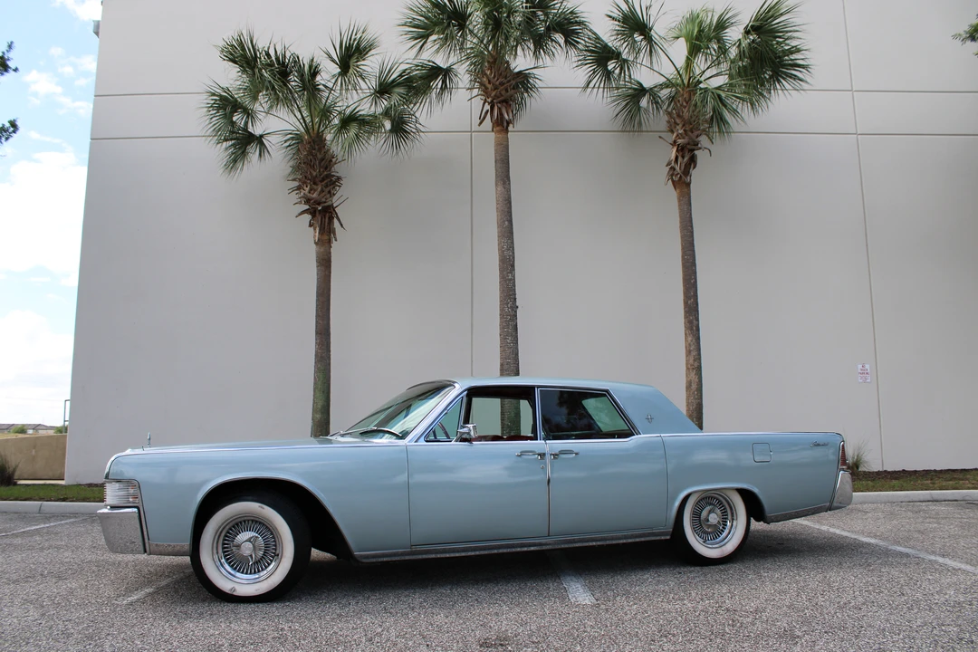 1965 Lincoln Continental 4th Gen - Image 5 of 31