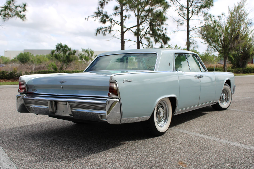 1965 Lincoln Continental 4th Gen - Image 17 of 31