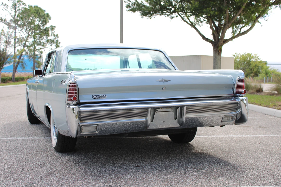1965 Lincoln Continental 4th Gen - Image 23 of 31