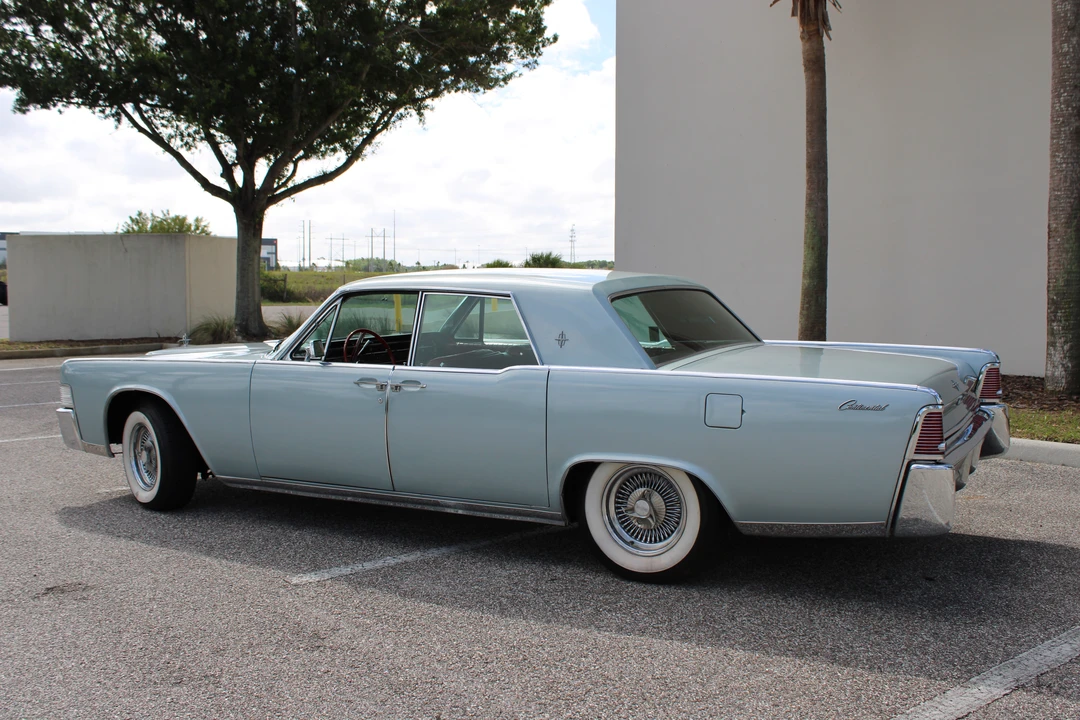 1965 Lincoln Continental 4th Gen - Image 11 of 31