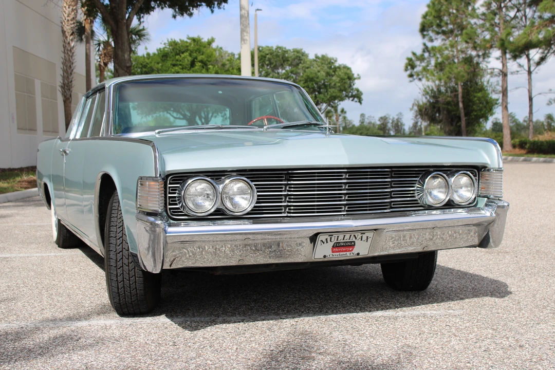 1965 Lincoln Continental 4th Gen - Image 25 of 31