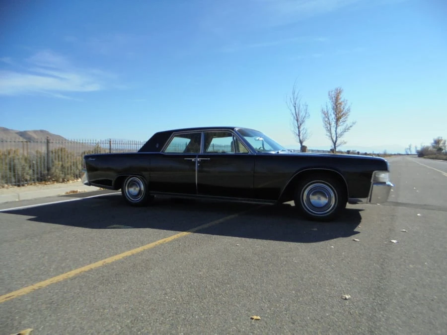 1965 Lincoln Continental 4th Gen - Image 11 of 12