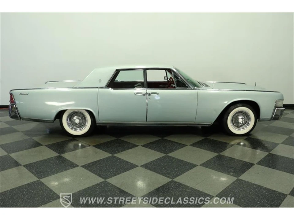 1965 Lincoln Continental 4th Gen - Image 13 of 31