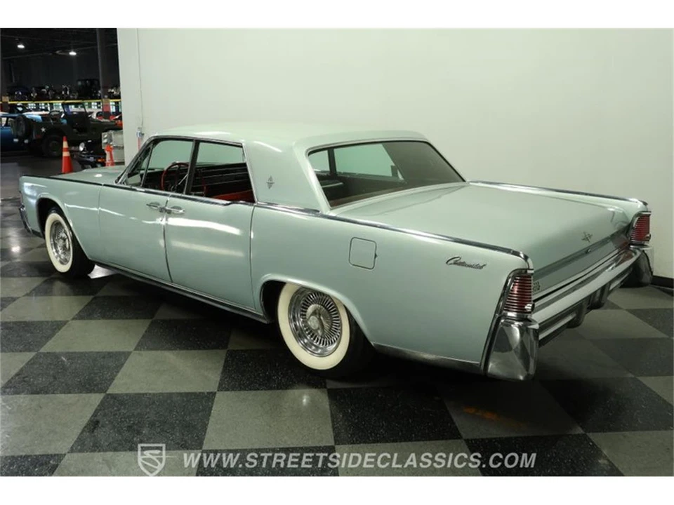 1965 Lincoln Continental 4th Gen - Image 7 of 31