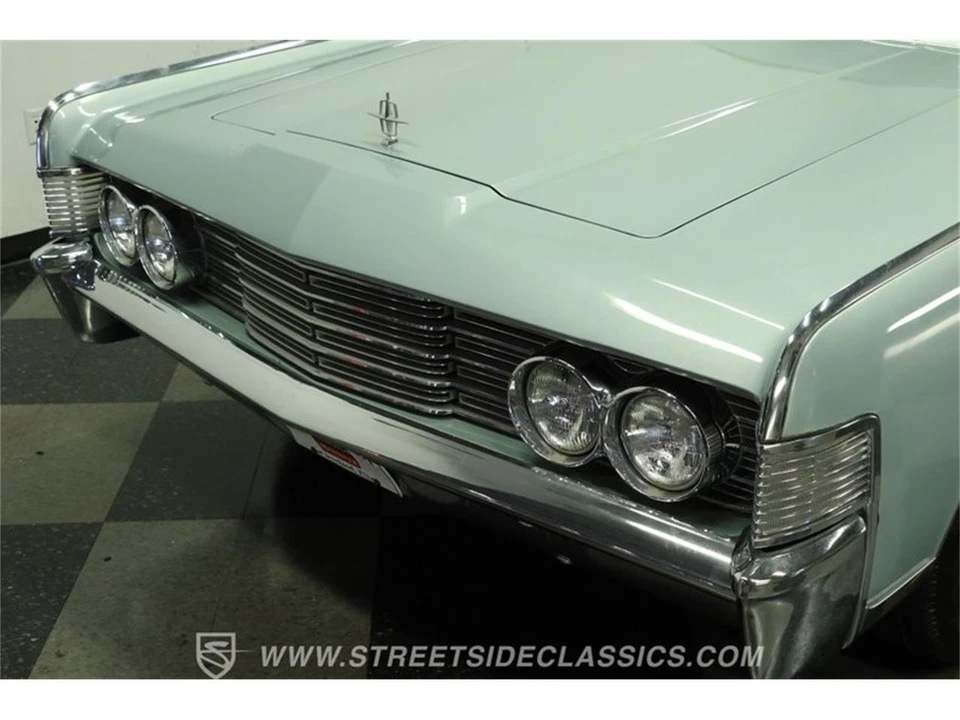 1965 Lincoln Continental 4th Gen - Image 19 of 31