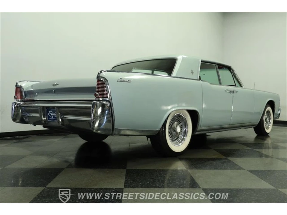 1965 Lincoln Continental 4th Gen - Image 26 of 31
