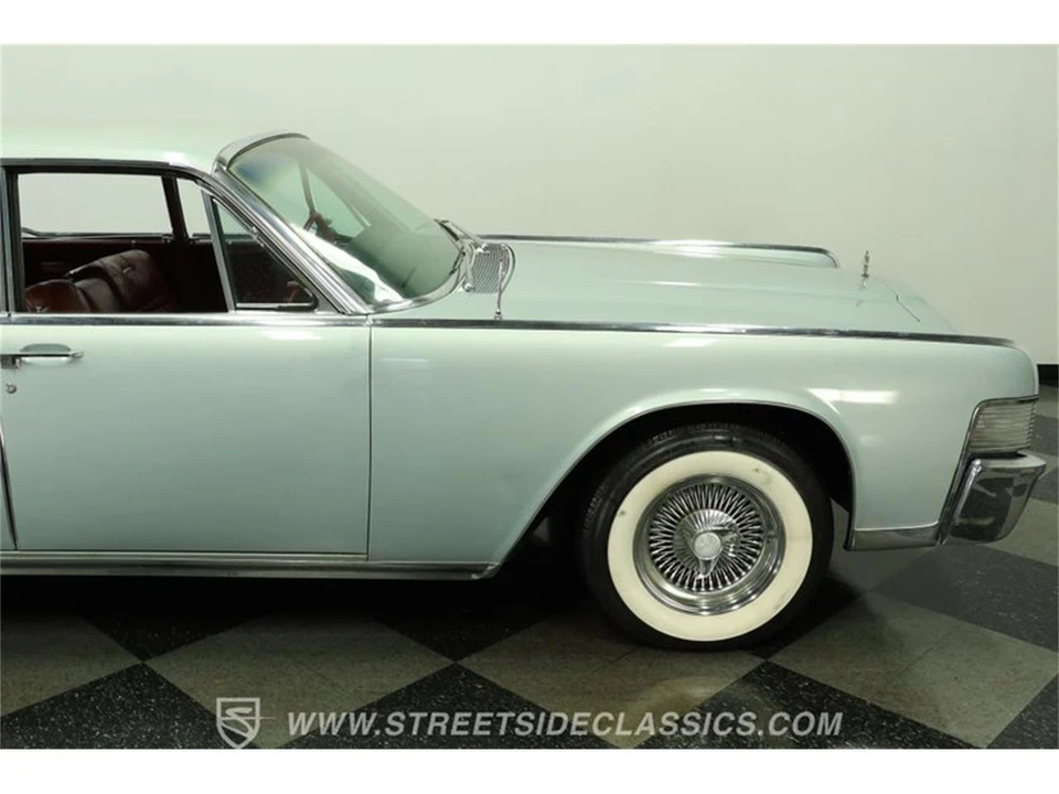 1965 Lincoln Continental 4th Gen - Image 29 of 31