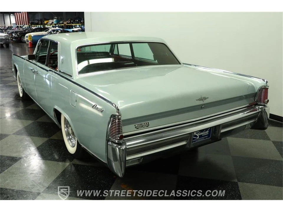 1965 Lincoln Continental 4th Gen - Image 8 of 31