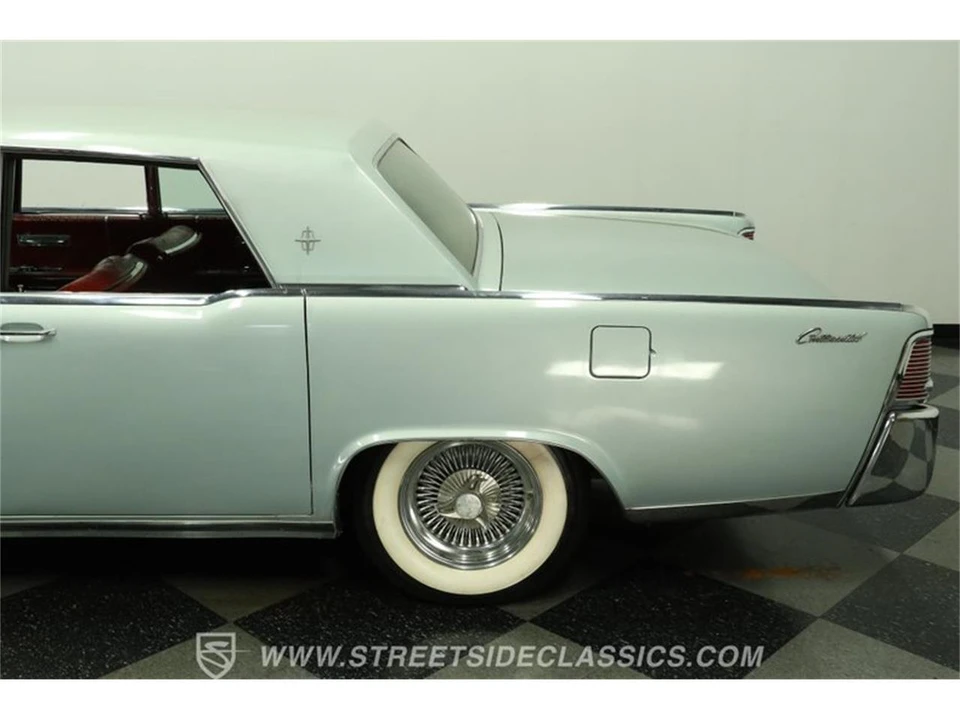 1965 Lincoln Continental 4th Gen - Image 24 of 31